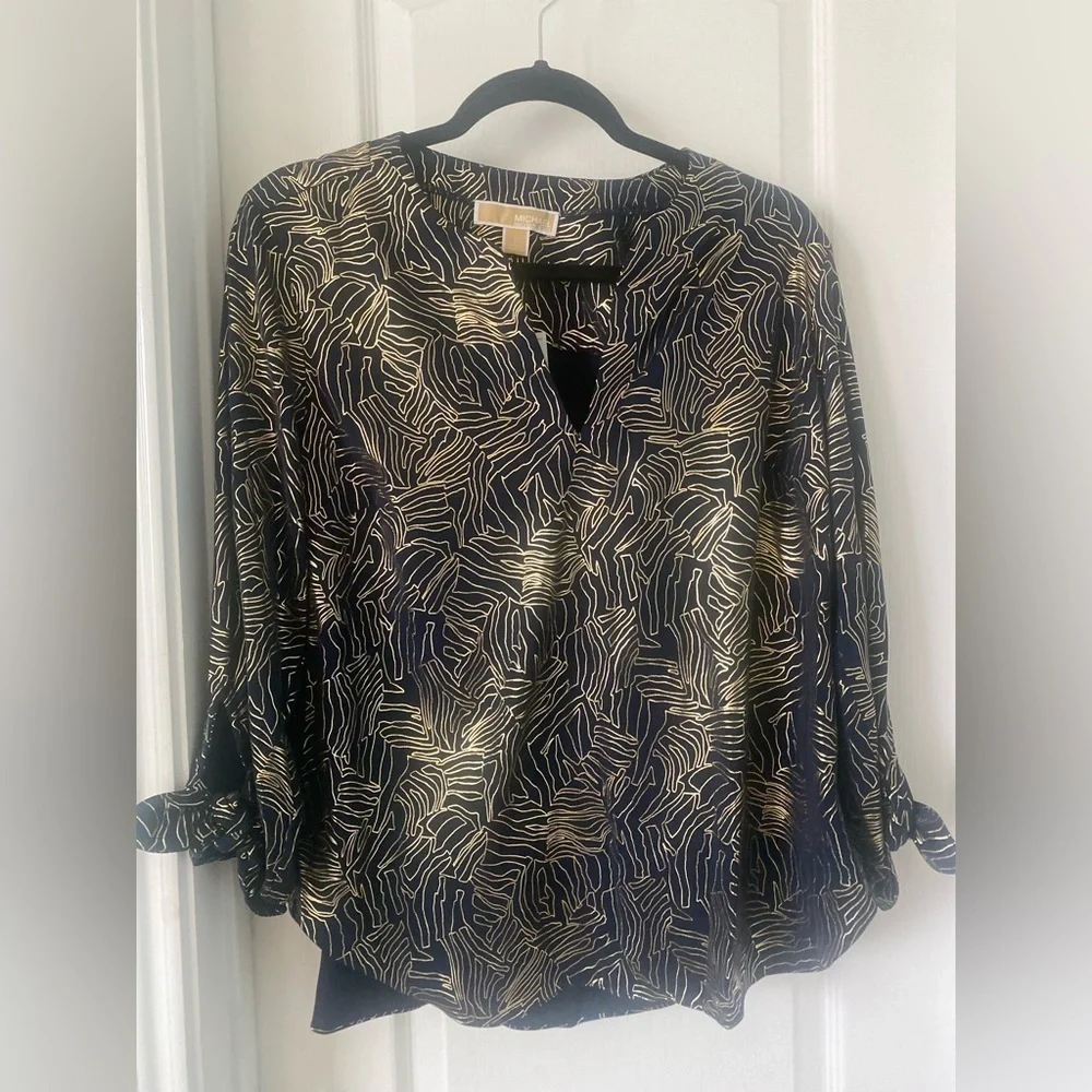 Michael Kors gold and navy blouse size-L